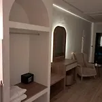 Oregano شقة فندقية 4*